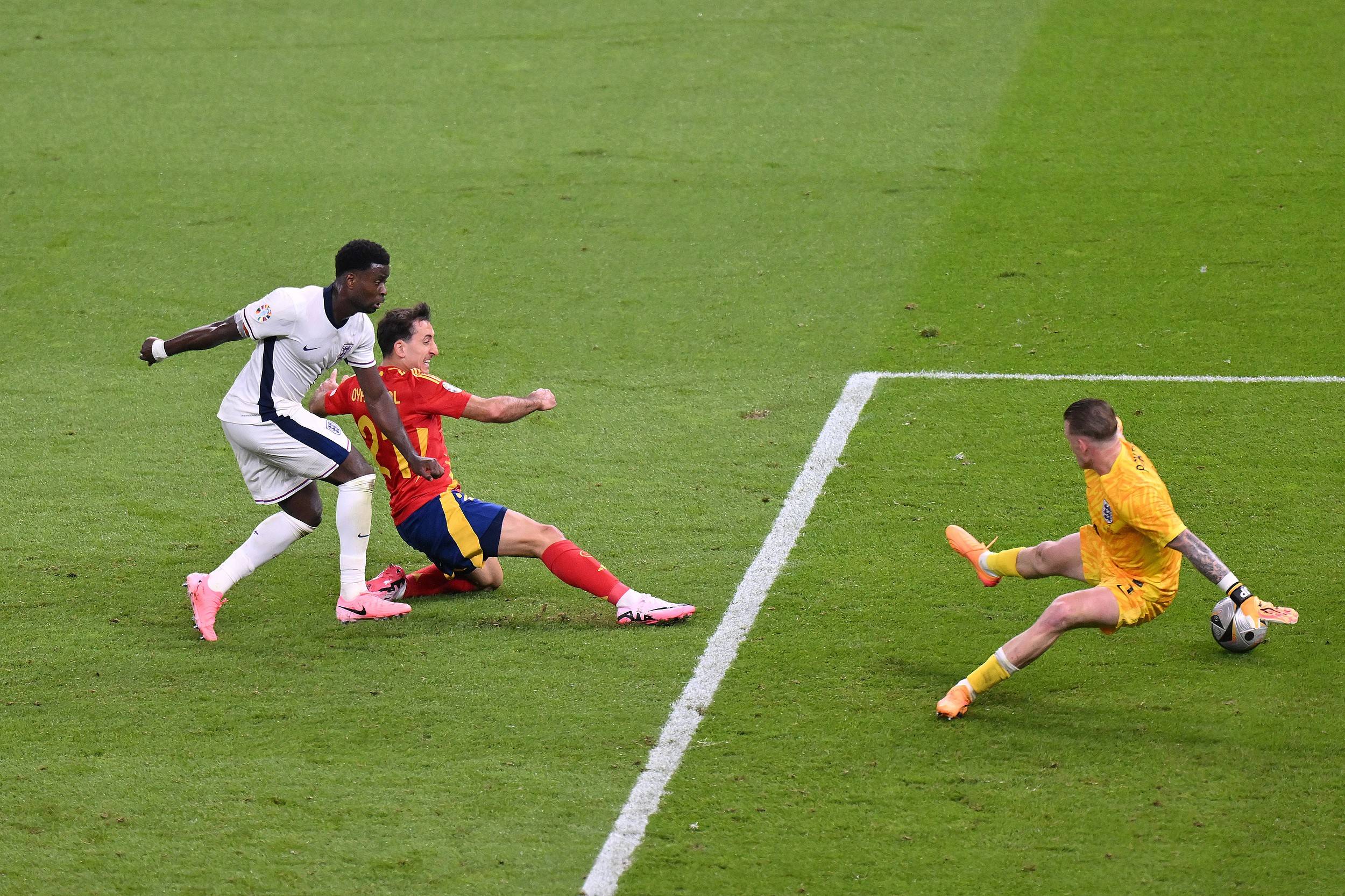 国际足坛：欧洲杯预选赛燃情进行中的简单介绍