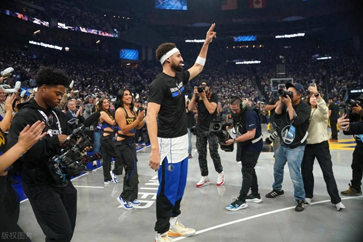 勇士主场大胜独行侠，史蒂芬-库里狂砍40分的简单介绍