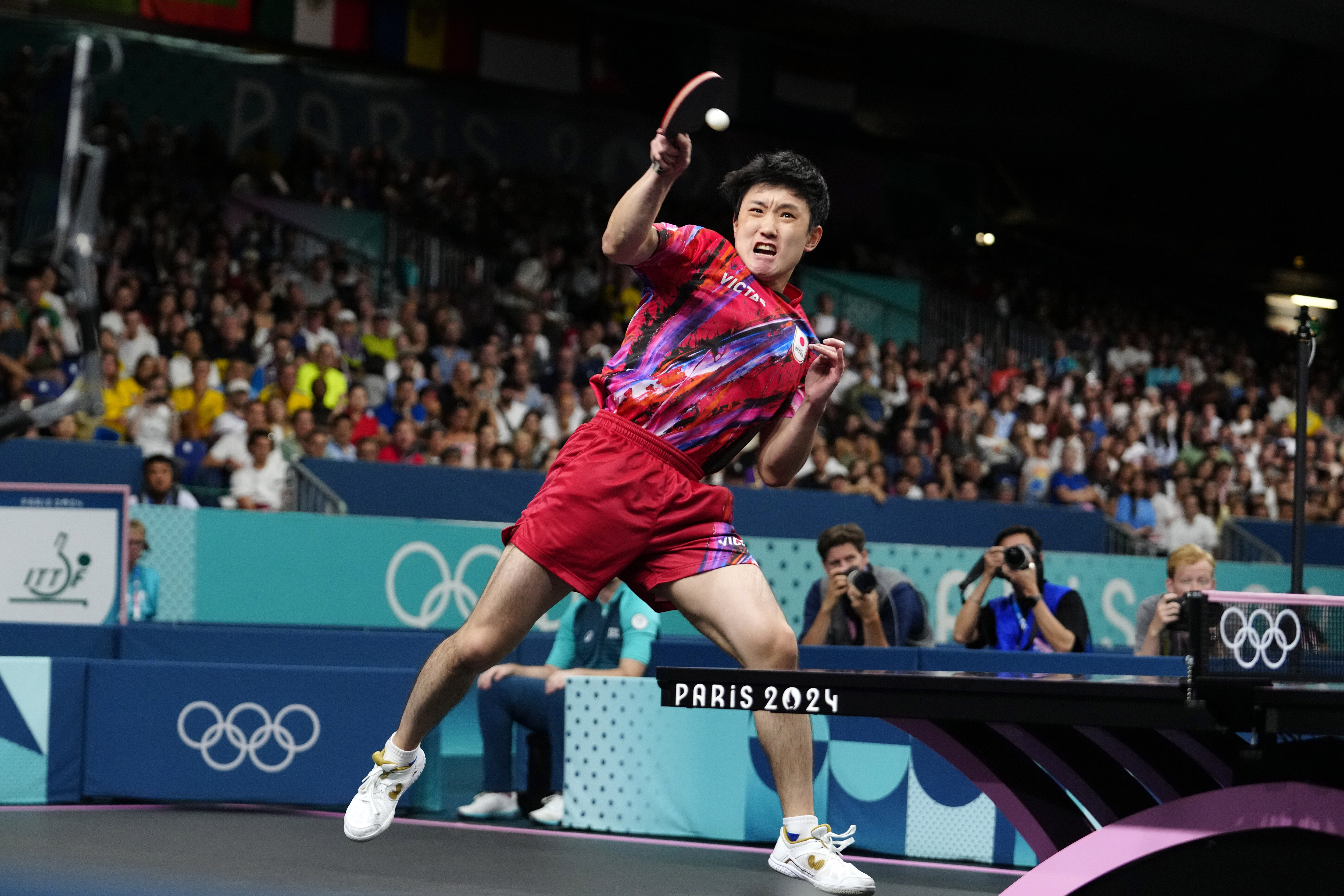 关于英国乒乓球队强势奥地利乒乓球队，张本智和关键制胜的信息