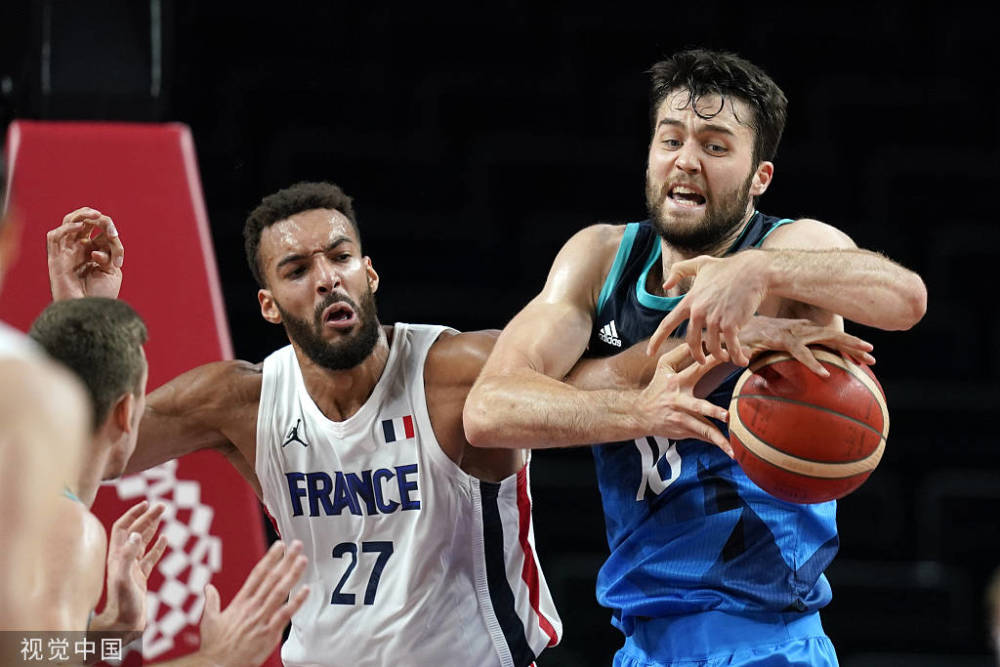 国王碾压尼克斯,戈贝尔统治全场的简单介绍 国王碾压尼克斯,戈贝尔统治全场的简单介绍