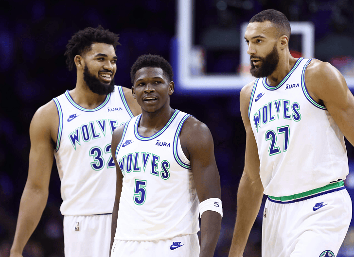 国王碾压尼克斯,戈贝尔统治全场的简单介绍 国王碾压尼克斯,戈贝尔统治全场的简单介绍