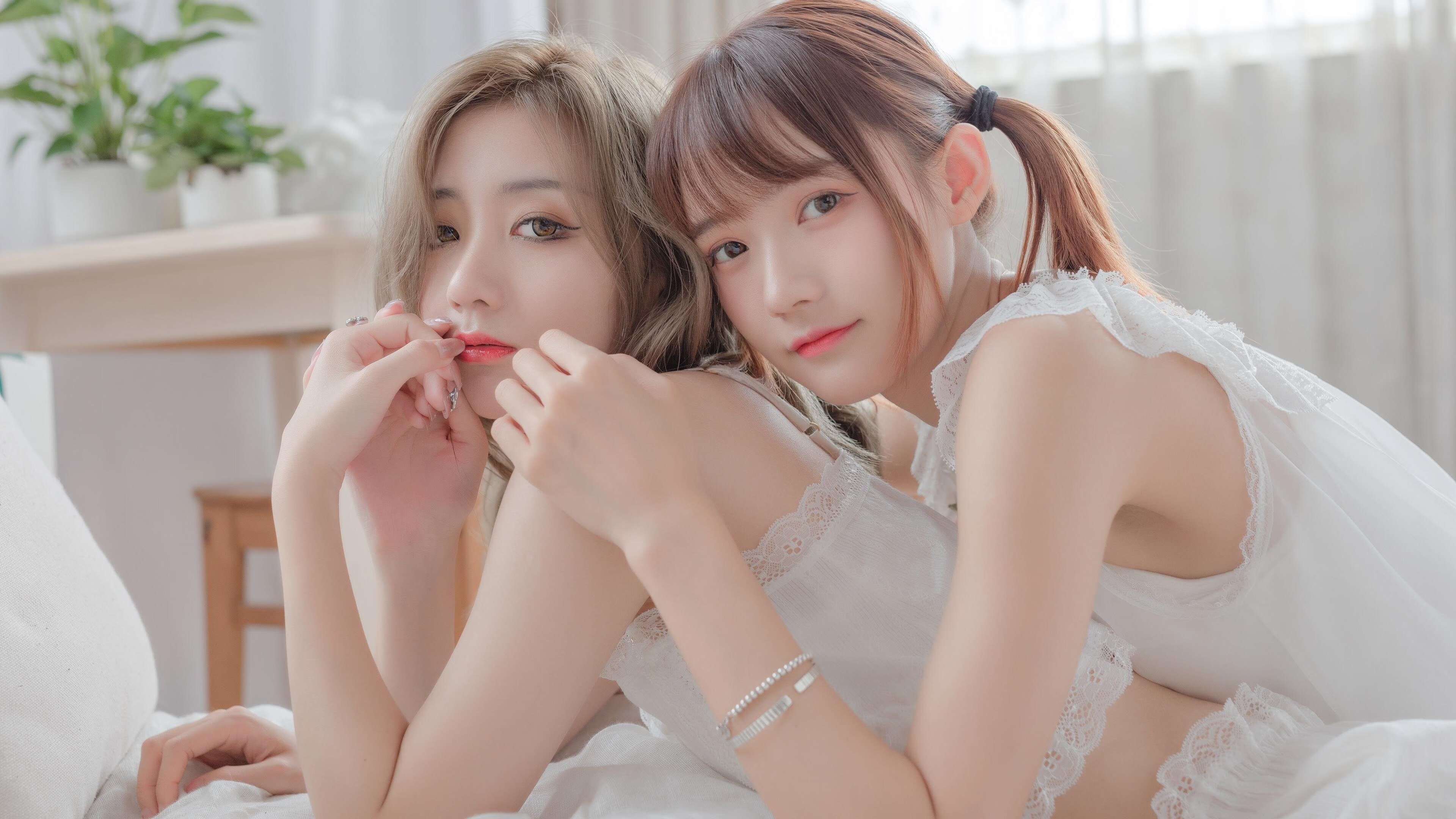 争冠与逆转，F1年度焦点战与鹈鹕奇迹的体育交响曲