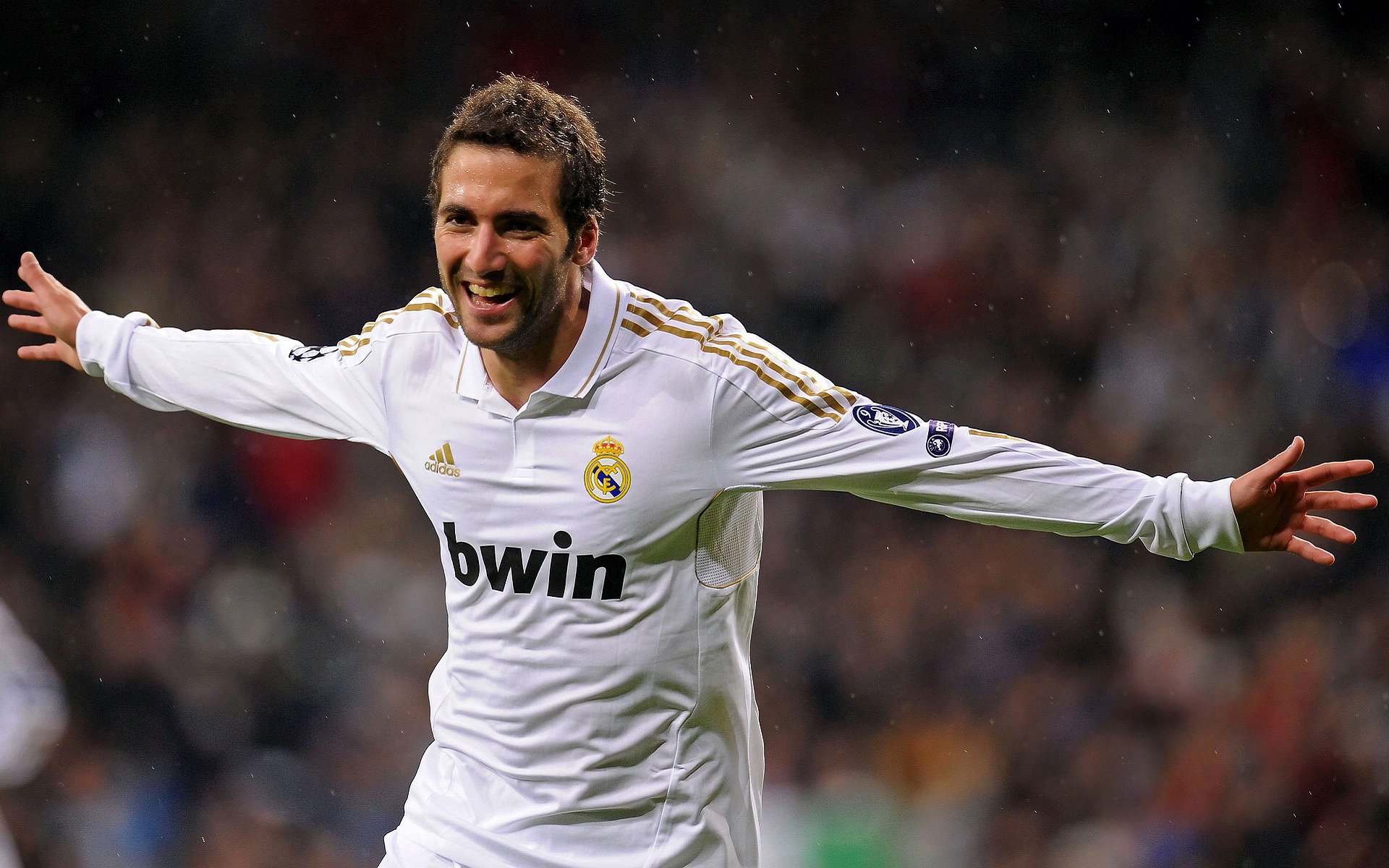 铁壁与叹息墙，皇马防线窒息三狮，奥纳纳一战封神